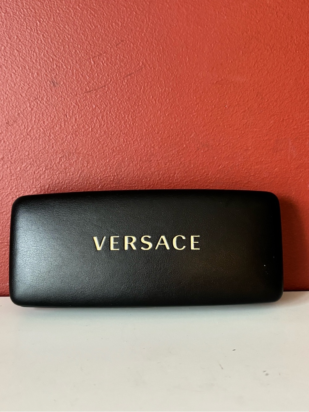 VERSACE Rounded  Hard Shell  Black Eyeglass Case - Picture 2 of 6